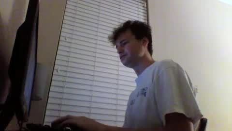 cooldude122222 online show from February 15, 1:10 am