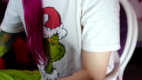 Ginger The Cringer online show from December 21, 9:16 am