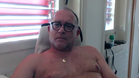 Coquin369 online show from August 4, 9:05 am