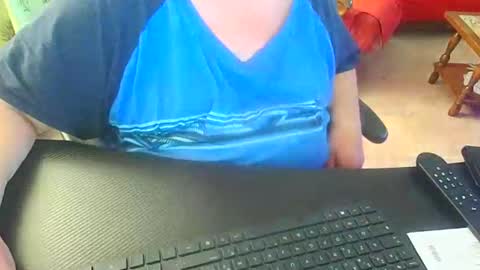 coquin375 online show from December 2, 5:22 pm