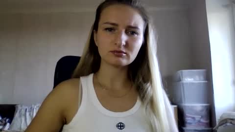 cora_fora online show from September 15, 7:21 am