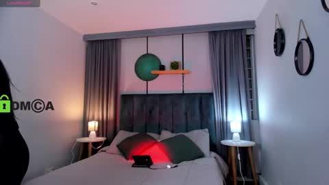 Coral Stefani online show from October 6, 4:52 am