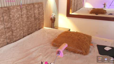 C O R A L  C A L I O P E   online show from September 25, 12:23 pm