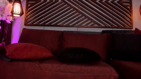   online show from February 27, 7:39 pm