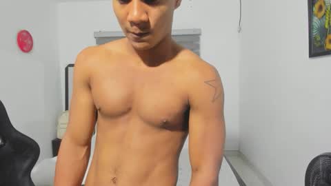 Ethan  online show from March 29, 11:06 pm