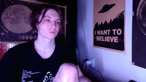 Snapshot of cosmonudes chatting on March 4, 6:50 pm Barry online show from March 4, 6:50 pm