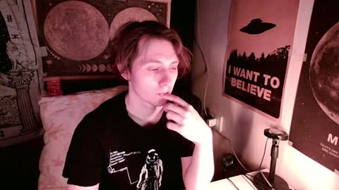 Snapshot of cosmonudes chatting on January 25, 4:03 pm Barry online show from January 25, 4:03 pm