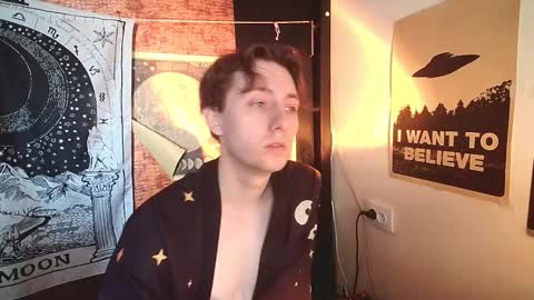 Snapshot of cosmonudes chatting on September 14, 2:18 pm Barry online show from September 14, 2:18 pm