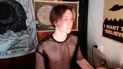 Snapshot of cosmonudes chatting on January 22, 11:23 am Barry online show from January 22, 11:23 am