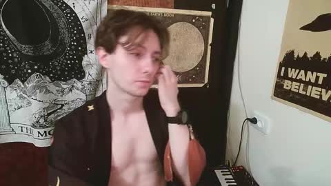 Snapshot of cosmonudes chatting on September 12, 5:37 pm Barry online show from September 12, 5:37 pm