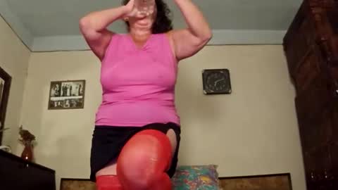 cougarcofee online show from November 8, 7:39 pm