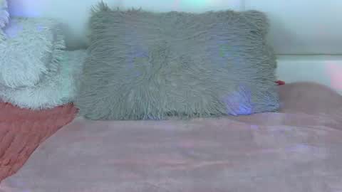 cougarmilf_ online show from April 15, 3:04 pm