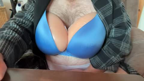 Counrt1234 online show from July 11, 11:24 am