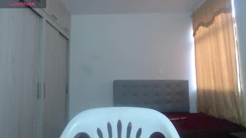  ALEJANDRO Y EMILY  online show from October 9, 3:06 pm