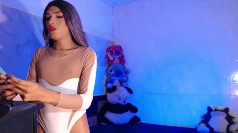 ALEXA  KIM online show from March 4, 2:08 am