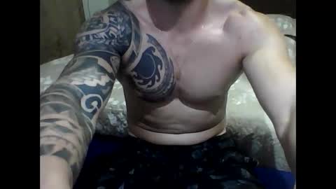 Snapshot of couplefantasy15 chatting on January 10, 12:38 am Couplefantasy15 online show from January 10, 12:38 am