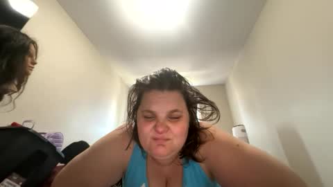 Amanda and Shawn online show from June 4, 6:47 pm