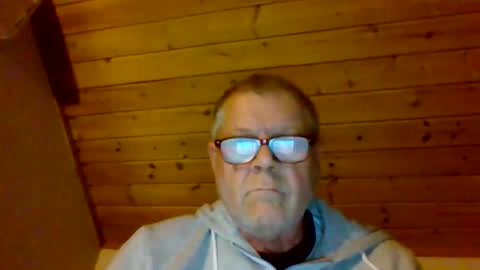 couples1234 online show from November 25, 5:01 pm