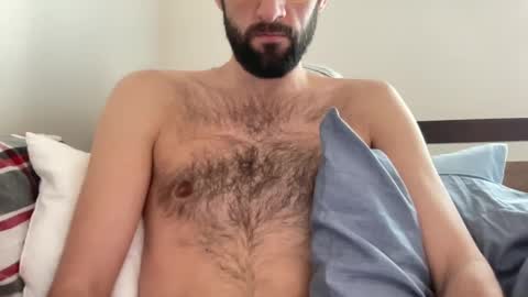 coyotecock9 online show from January 4, 4:00 pm