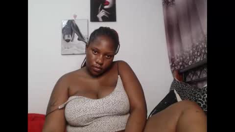 Erykah online show from September 11, 8:21 pm