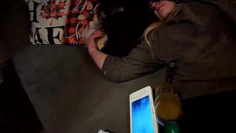 Sarah online show from October 28, 7:59 pm