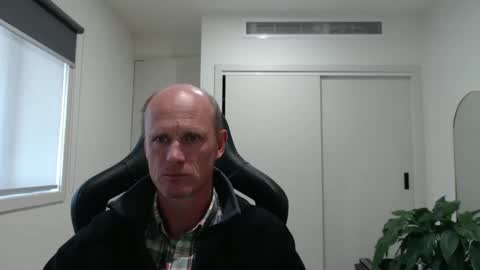 cptduckpants online show from November 19, 12:32 am