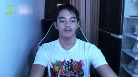 Snapshot of crazyasiancum chatting on December 10, 1:55 pm Zion online show from December 10, 1:55 pm