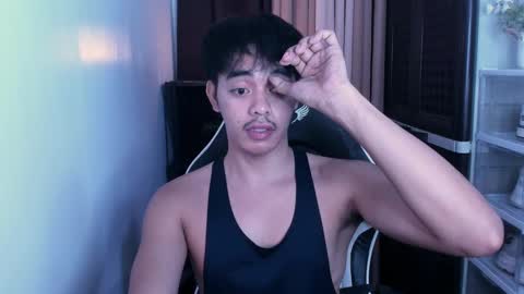 Snapshot of crazyasiancum chatting on December 13, 2:38 pm Zion online show from December 13, 2:38 pm