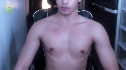 Snapshot of crazyasiancum chatting on September 13, 7:00 am Zion online show from September 13, 7:00 am