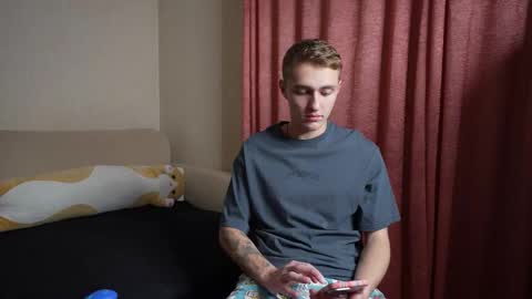 Alex online show from October 12, 5:37 pm