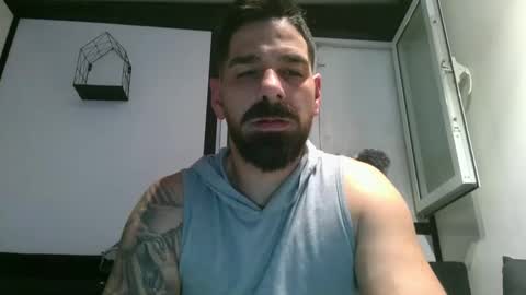 funcouple online show from February 1, 11:58 pm