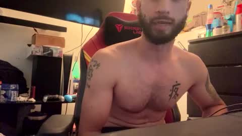 crazydill28 online show from September 21, 4:33 pm