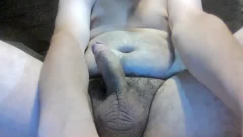crazydog3690 online show from June 18, 1:44 am