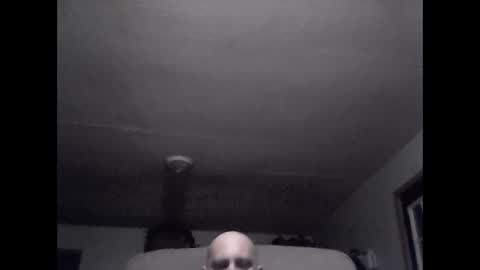 Snapshot of crazyheratic8 chatting on October 13, 2:35 am crazyheratic8 online show from October 13, 2:35 am