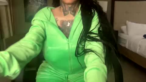 CreamyExotica online show from December 28, 10:14 am