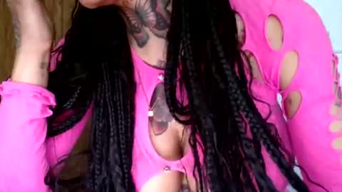 CreamyExotica online show from January 10, 5:13 pm