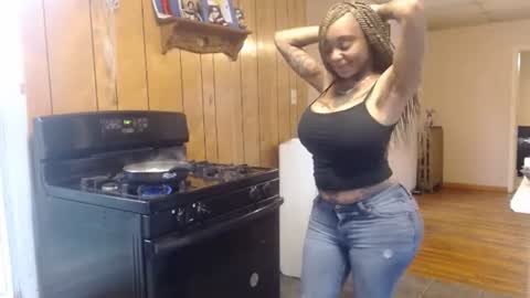 CreamyExotica online show from October 15, 3:57 pm