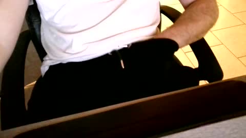 Snapshot of creator8871 chatting on September 29, 1:54 pm creator8871 online show from September 29, 1:54 pm