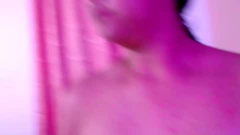 Snapshot of creysydulce chatting on October 16, 2:22 am creysy online show from October 16, 2:22 am