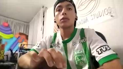 criiscs online show from November 4, 7:42 am