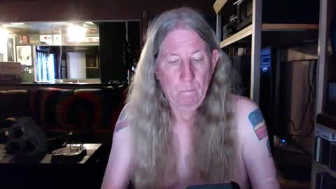 CrimsonCheeksNM online show from December 4, 9:07 pm