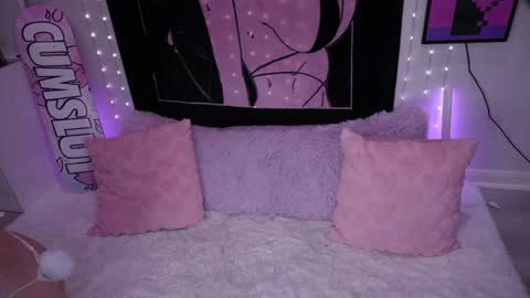 Crimson Kitten online show from April 6, 3:37 am