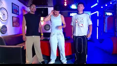 crismens online show from January 13, 1:08 pm