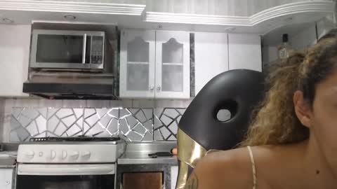 Cristina Onazis online show from April 4, 6:37 pm