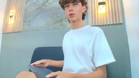 CRISS online show from February 15, 1:21 pm