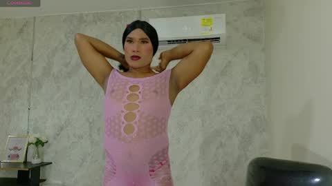 cristal_49 online show from May 7, 2:18 am
