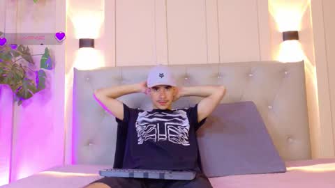 cristal_antoni online show from February 20, 7:43 am