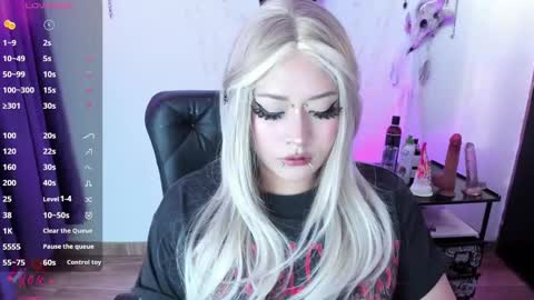 Cris online show from March 8, 11:58 am