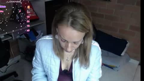 cristina online show from July 22, 3:03 pm