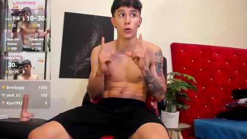 cristopher23  online show from March 7, 2:25 am